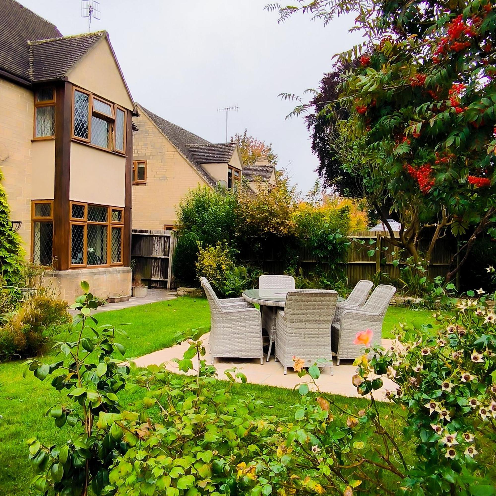 Meadow Rise Guest House Bourton-on-the-Water Eksteriør billede